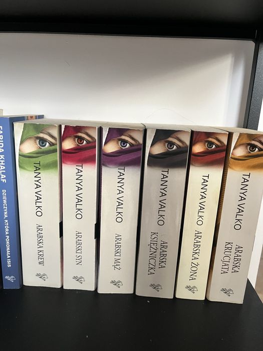 Sprzedam serie ksiazek