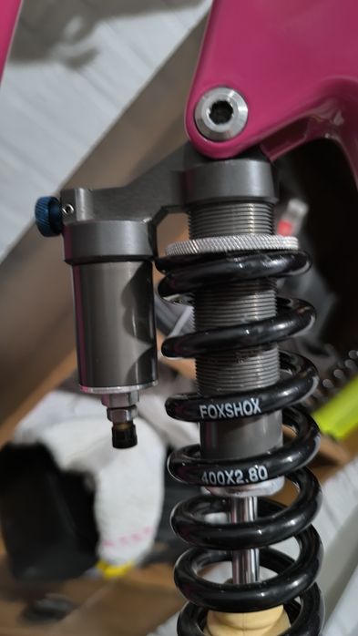 Рама Santa Cruz Bronson C (M) + Fox VanillaRC DH: 35 000 грн