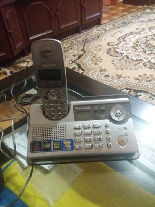 Телефон  Панасоник
