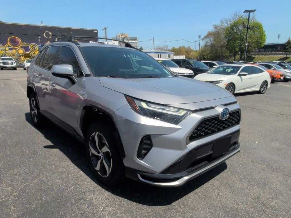 Toyota RAV4 Prime XSE      2022