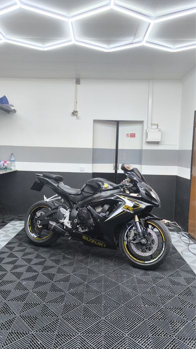 Suzuki gsxr600 25kw de livrete