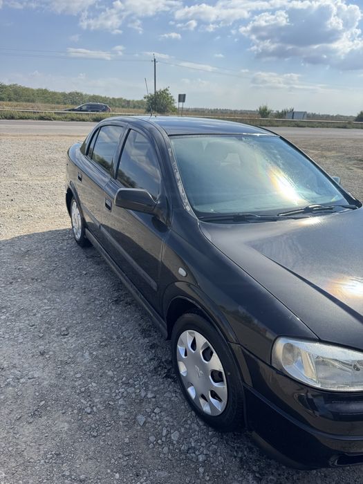Продам Opel Astra об’єм 1.6 год 2009
