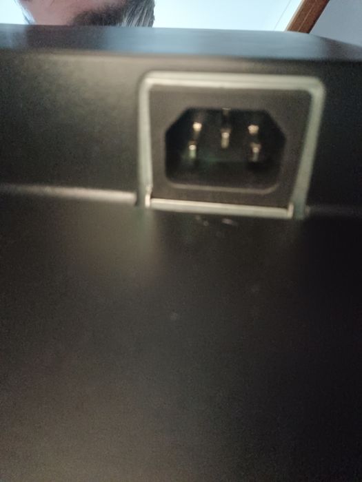 HP 22w 21.5" led ips FullHD