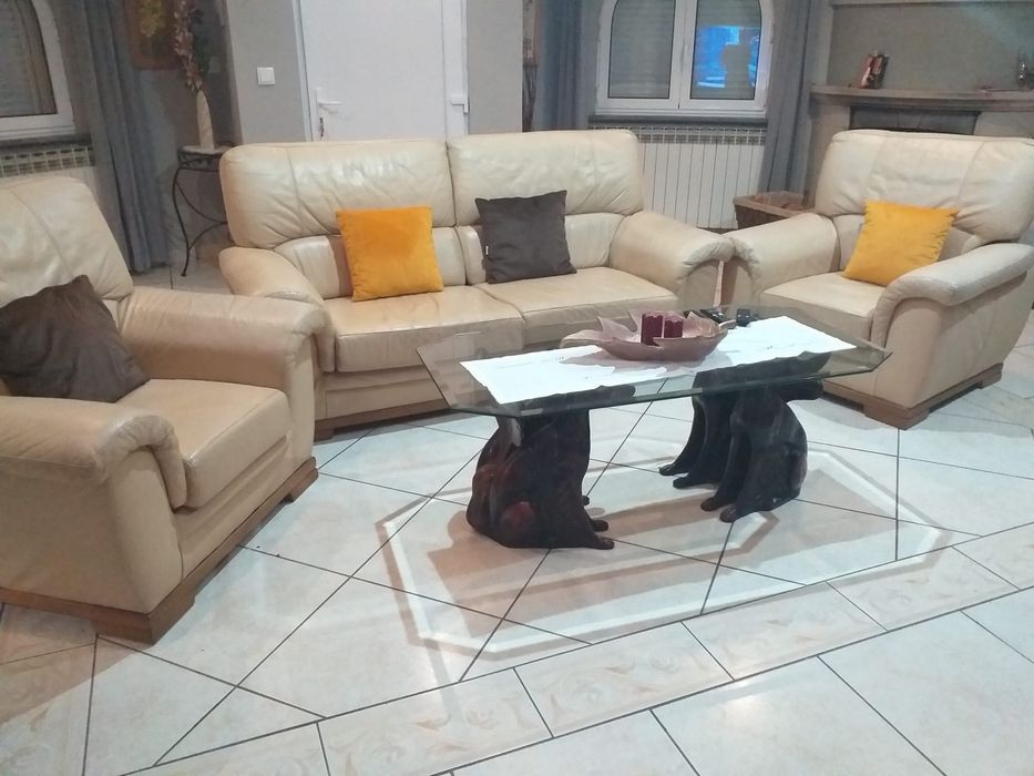 Conjunto de sofás  em pele