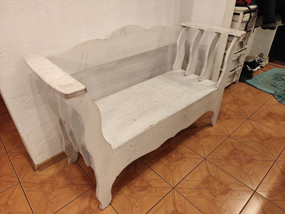 Ławka z drzewa sosnowego