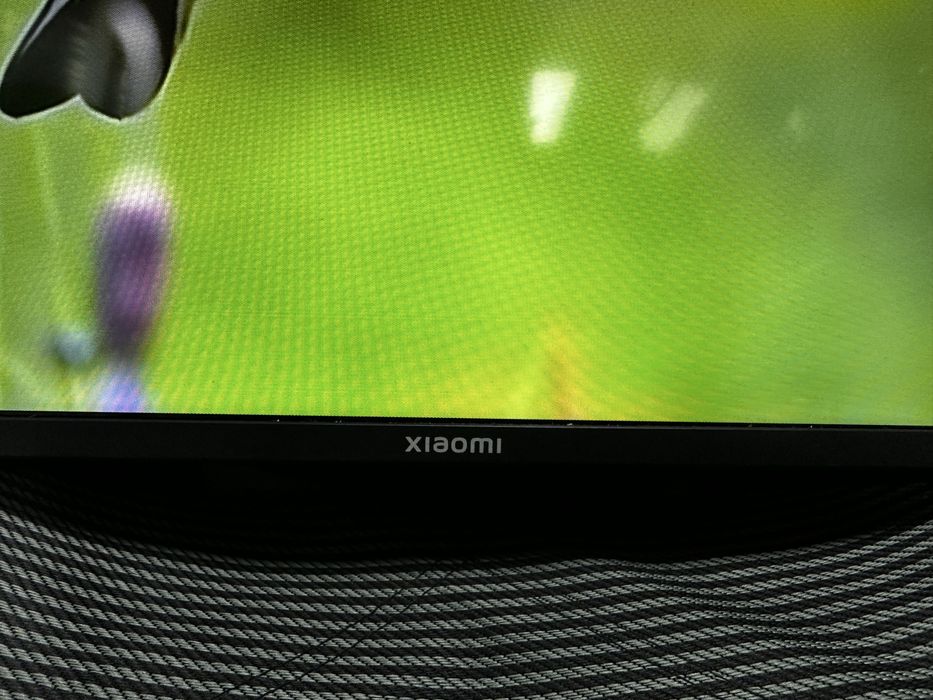 Xiaomi Smart TV — модель 2025року 43 дюйма
