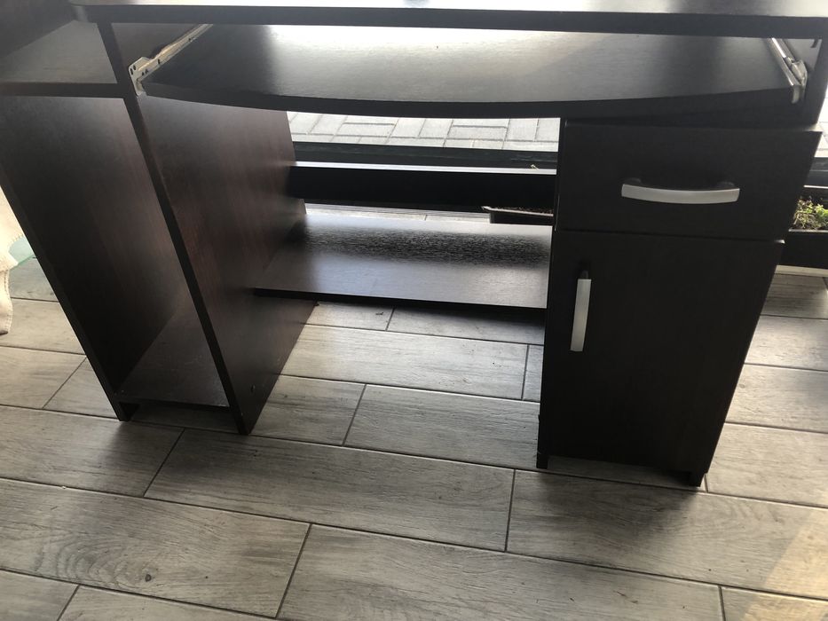 Biurko-biurko -biurko