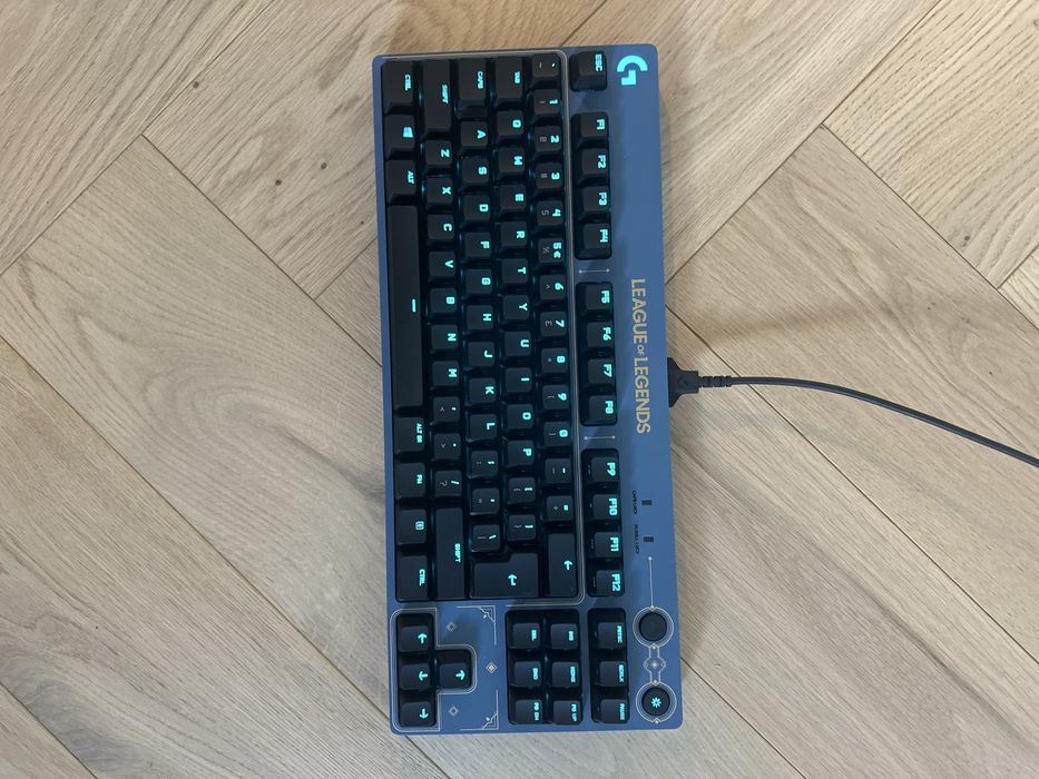 Klawiatura Logitech G PRO Mechanical Gaming Keyboard – League of Legends Edition