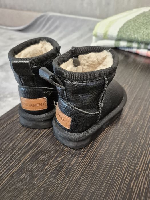 продам детскую обувь