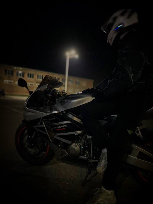 Honda CBR600RR 2005