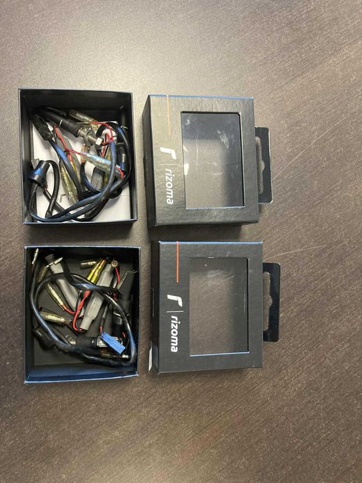 Piscas Led Rizoma FR120B