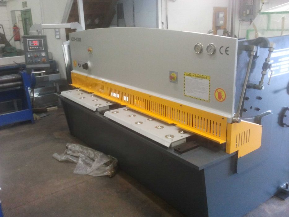 Gilotyna hydrauliczna do blachy 6x3200mm Nowa  PRAWER