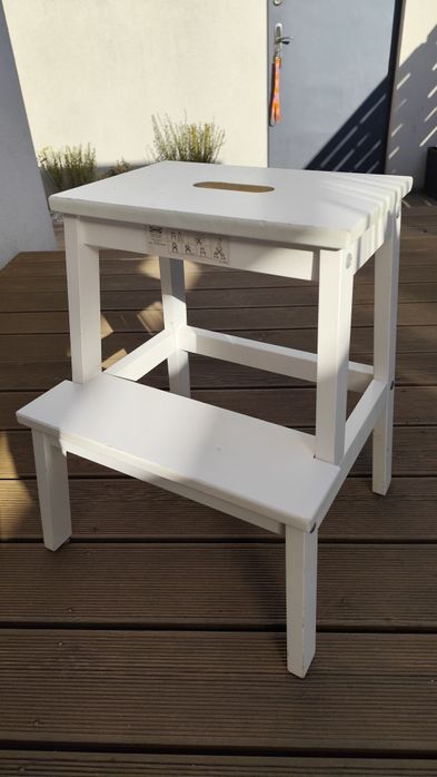 Taboret że schodkiem Ikea Bekvam