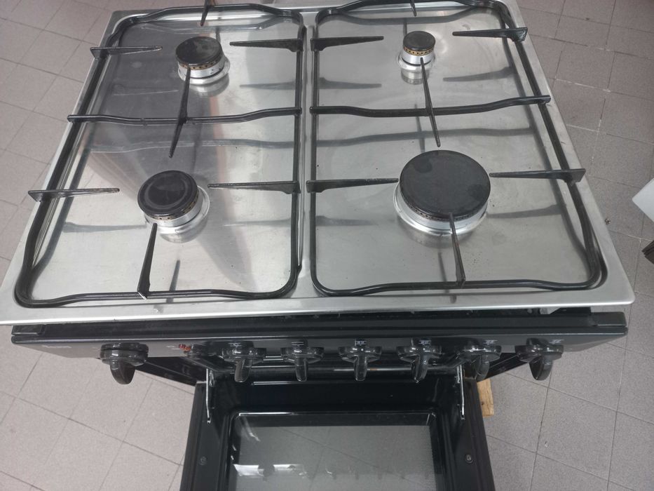 Placa a Gás com Forno Elétrico TEKA