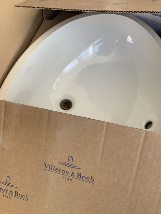 За пів ціни нову  раковину Villeroy& Boch