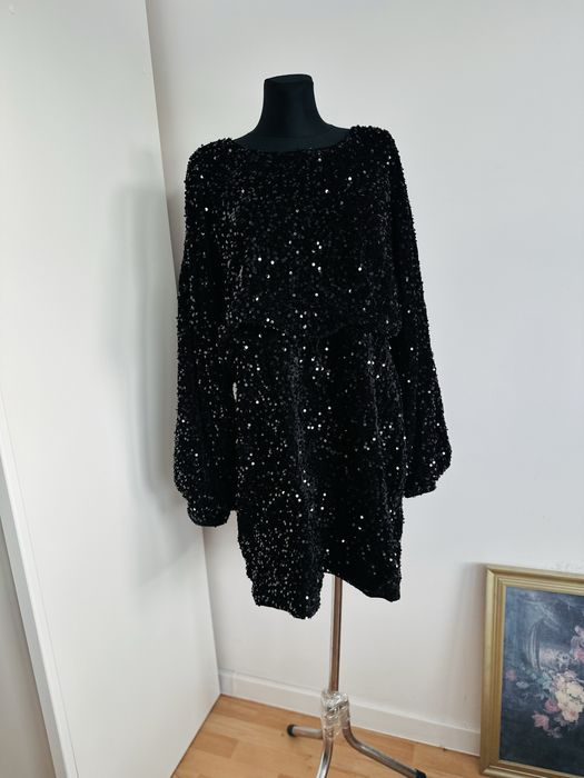 Boohoo cekinowa sukienka mini welurowa 50 5 xl 48 4 xl