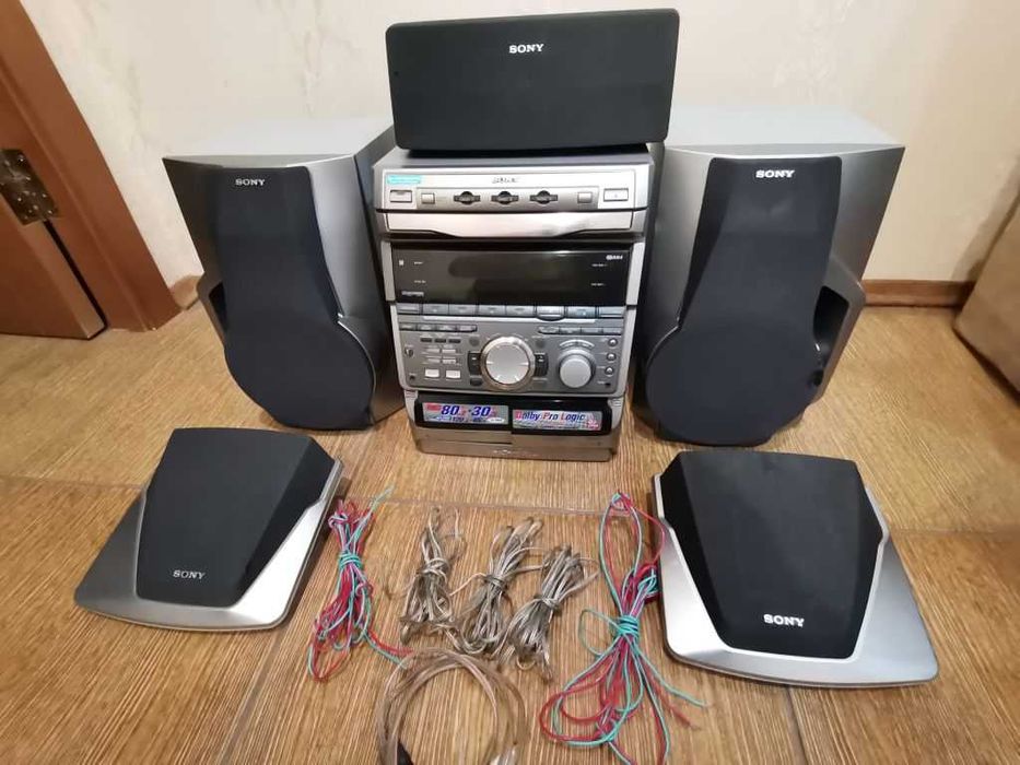 Музыкальный центр усилитель 5.1 Sony CD-RXD10AV