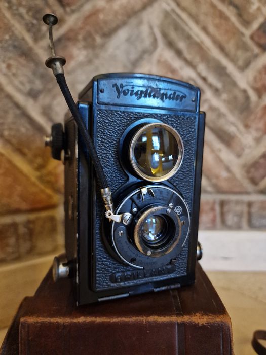Câmara fotográfica Voigtlander Brillant