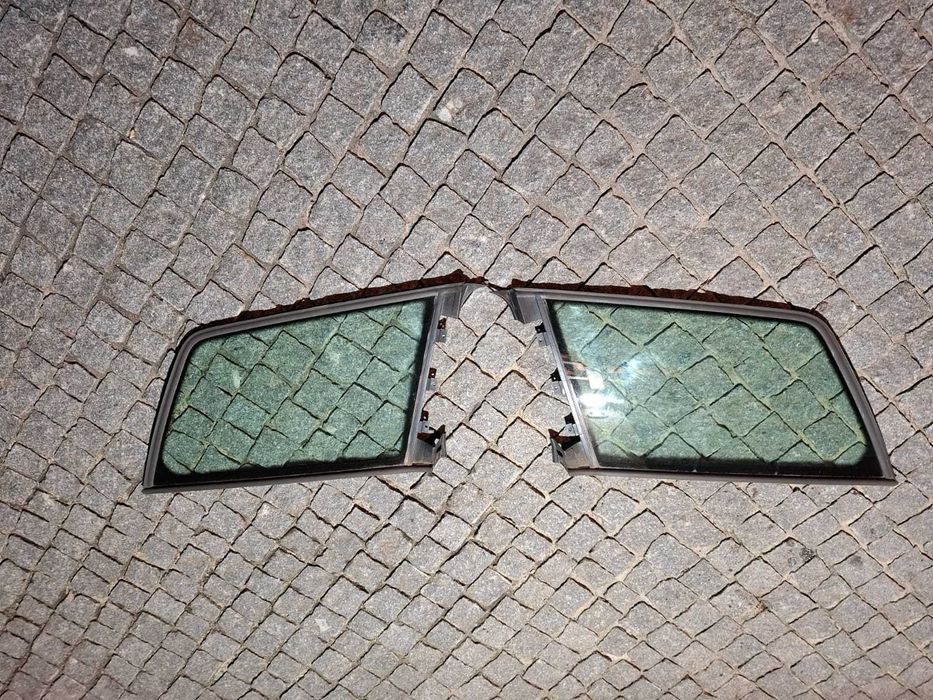 Vidros laterais mala Audi A4 B5 8D carrinha originais como novos