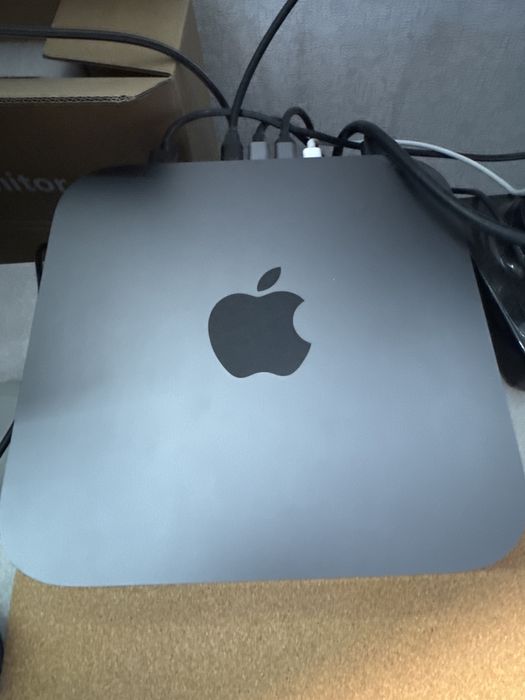 【西風】Mac mini 2018 i7 3.2GHz/32GB/1TB Apple Mac Mini 2018 i7 3 2GHz メモリ32GB SSD 1TB 10GB Ethernet
