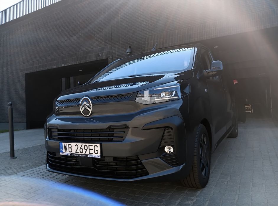 Wynajem busa 9-osobowego Automat Łomianki