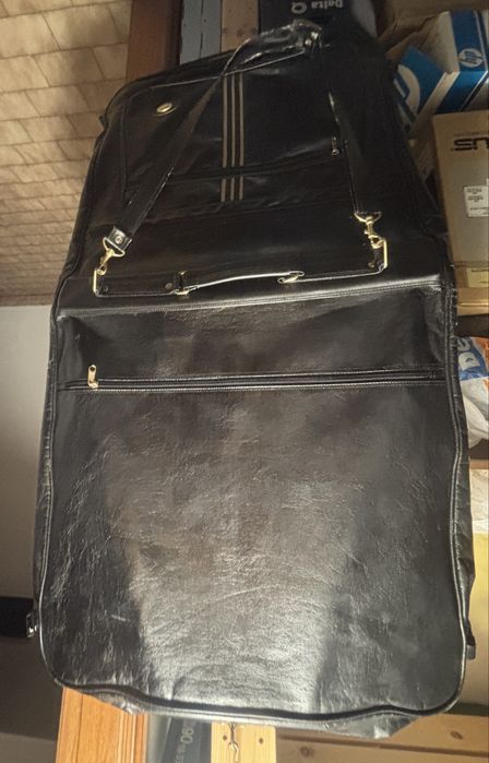 Porta fatos de viagem