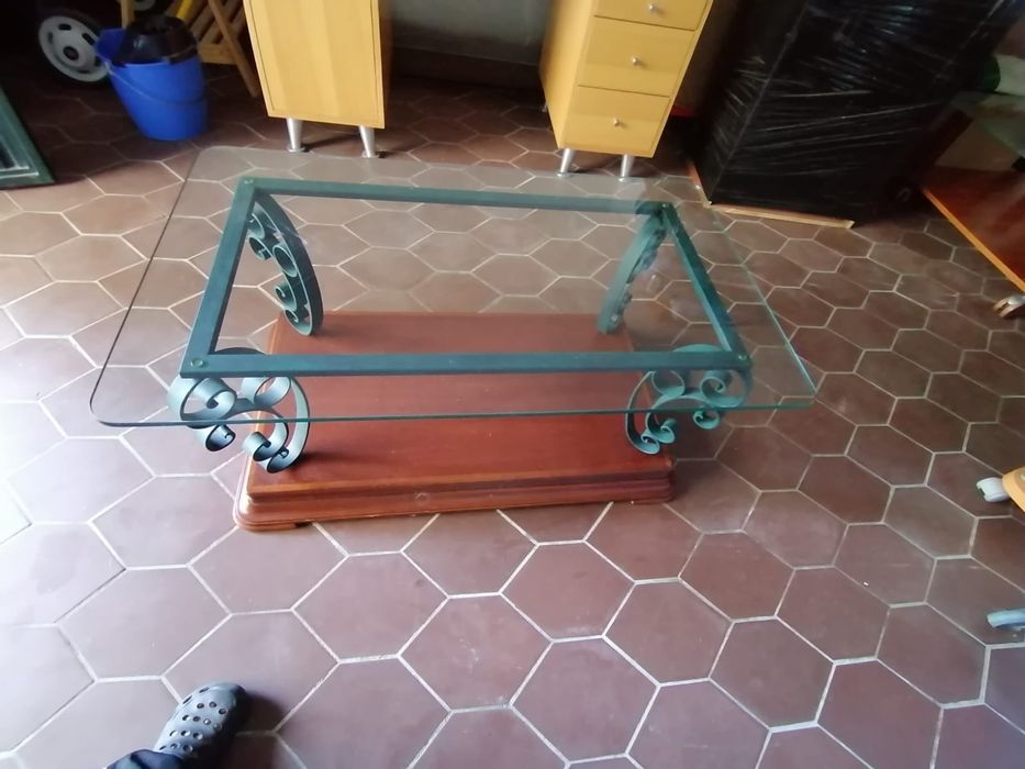 Mesa de centro ferro com vidro