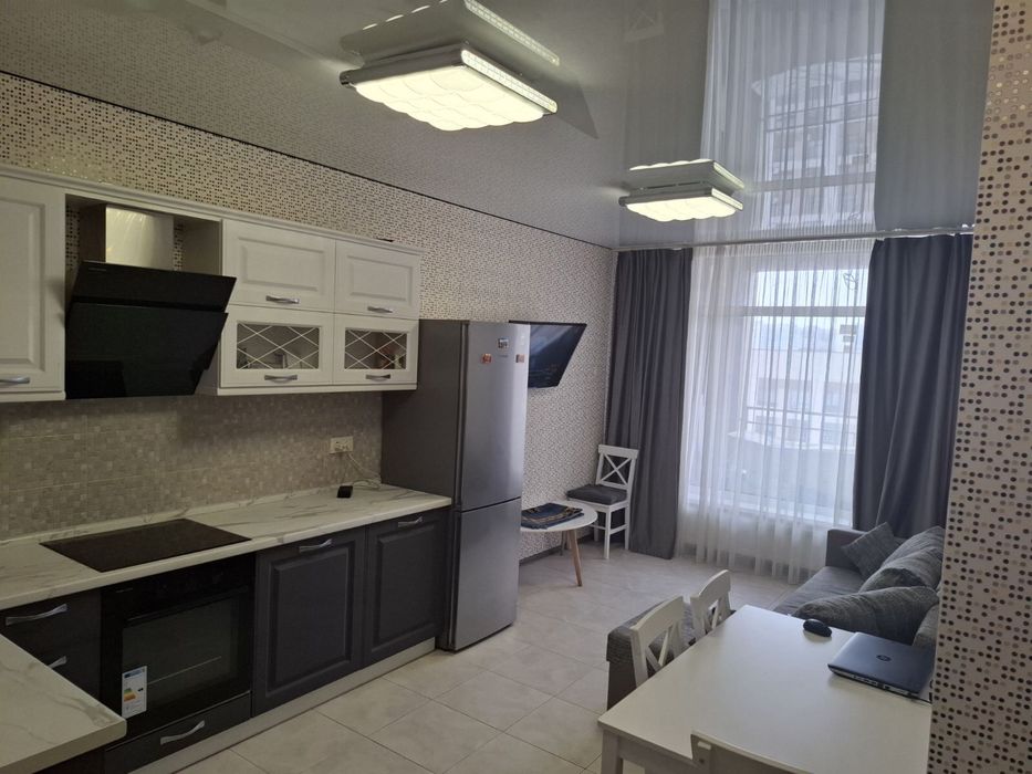 Оренда 1-К ЕВРОДВУШКА ГЕНЕРАТ ЖК  Варшавський Европейського Союзу 45-Б