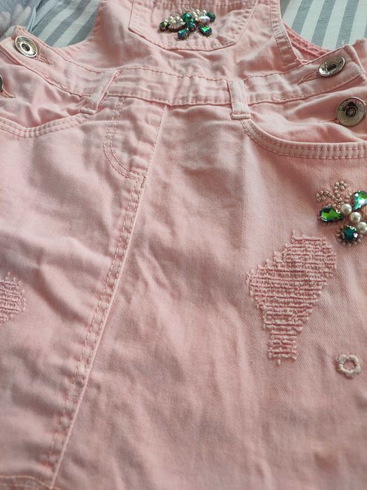 Сарафан для дівчинки 4-5 років