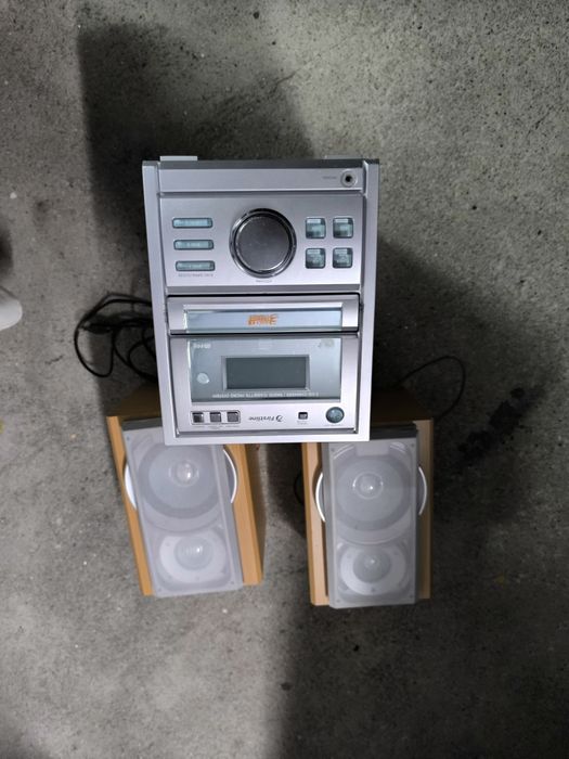 Radio leitor CDs e cassates