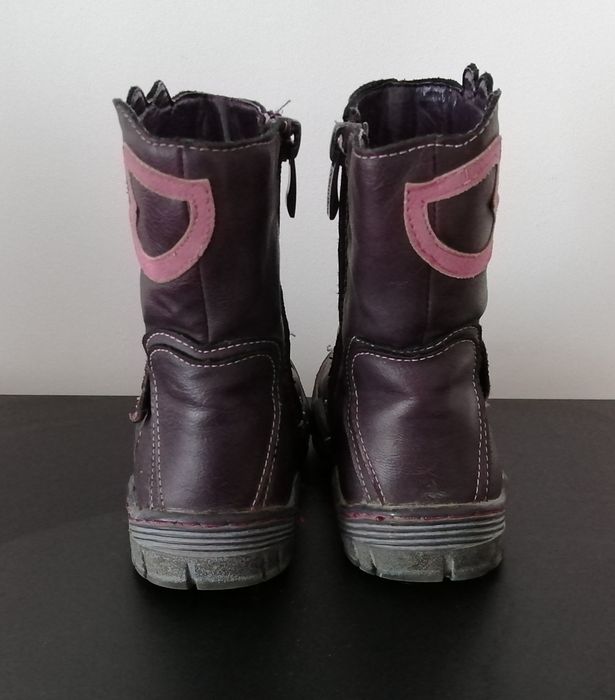 Kozaki roz. 25 dla dziewczynki na zamek