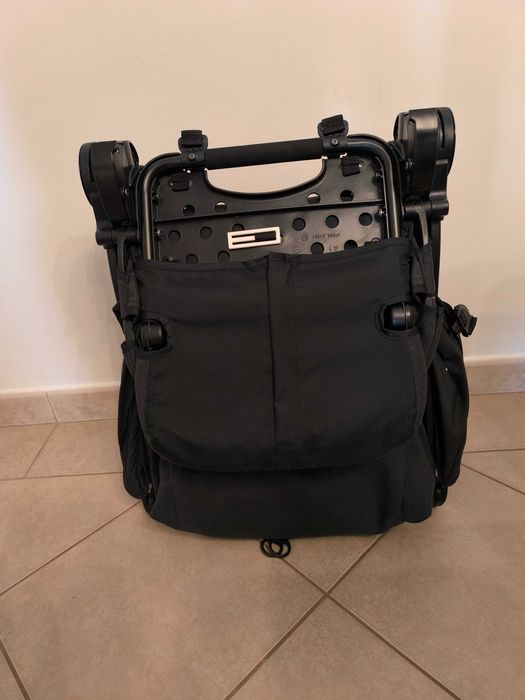 Carrinho bebé Joie pact travel system em óptimo estado, com pouco uso