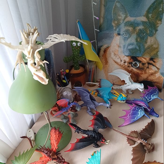 Багато різних драконів