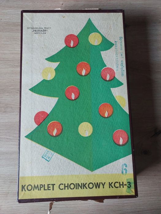 Komplet choinkowy KCH-3 wraz z pudełkiem 1974 r.