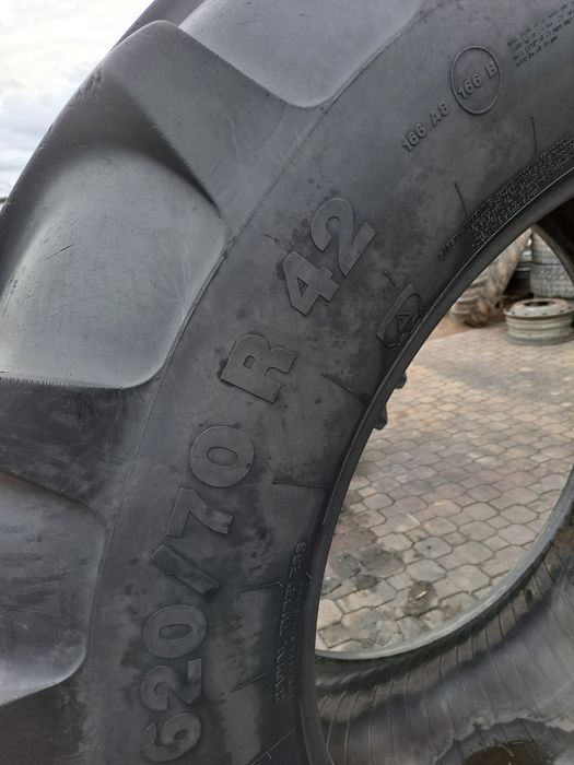 Opona 620/70R42 ( 650/65R42 )  Vredestein Traxion + #