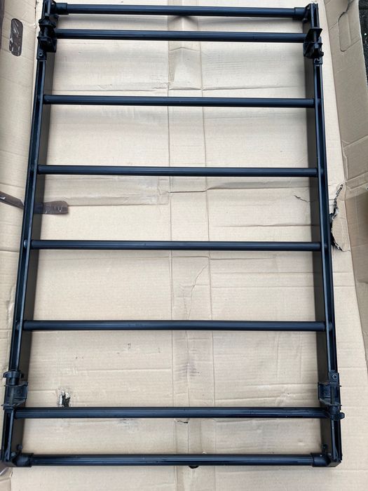Bagaznik Dachowy THule 65,5 na 105,5 cm