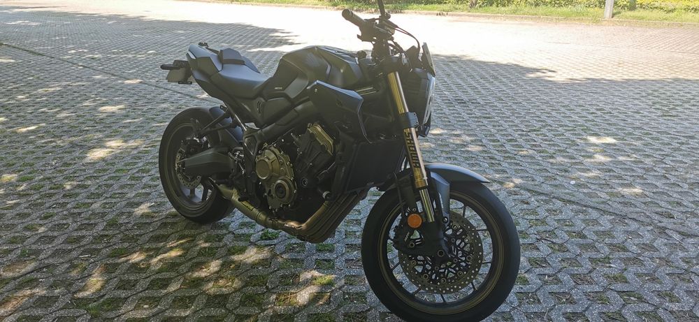 Honda CB650R (2022) - 35 kW / A2 (Black & Extras)