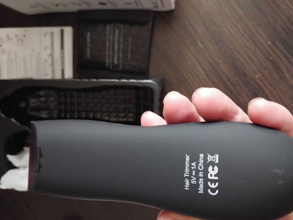 Продам тример,машинка для стрижки волосся