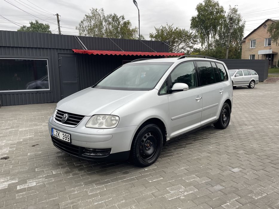 Volkswagen Touran
