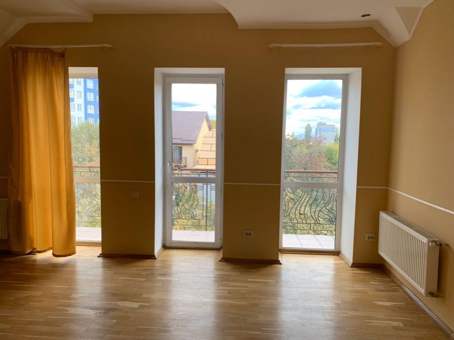 Хостел посуточно и долгосрочно Киев Метро Дорогожичи Сырец Общежитие