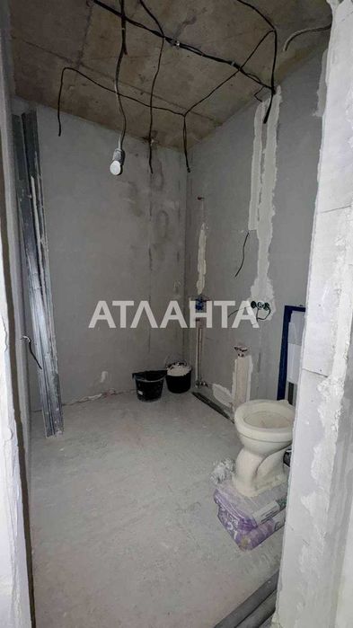 В продаже 2-х комн. квартира с начатым ремонтом в сданном на Таирова!