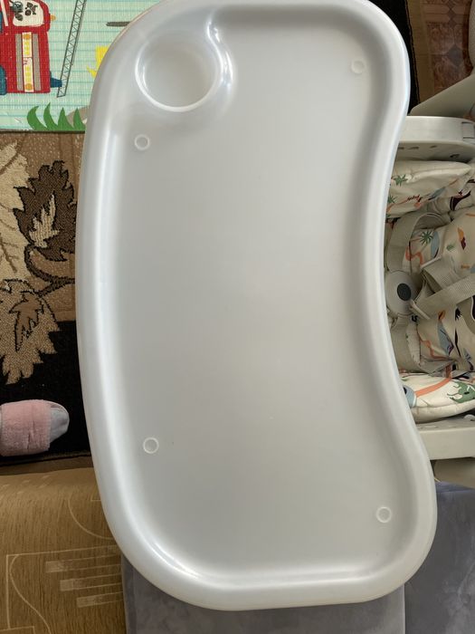 Стільчик для годування