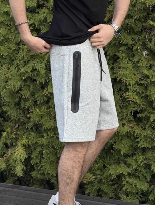 В наявності!!!                                     Шорти Nike Tech Fleece