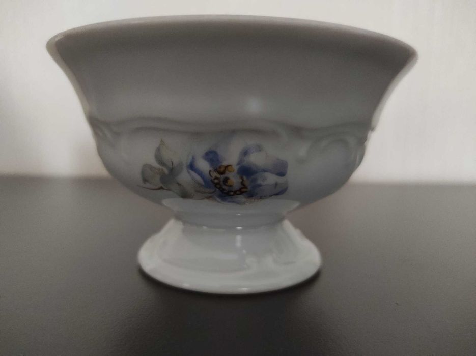 Filiżanka Fryderyka, porcelana Wałbrzych