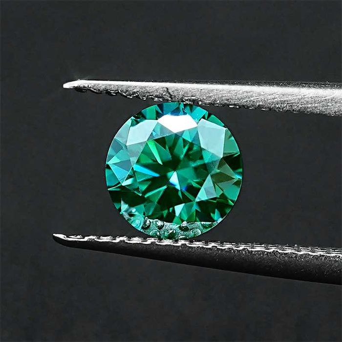 Diament Moissanit Zielony 5mm-0.5CT VVS1-D