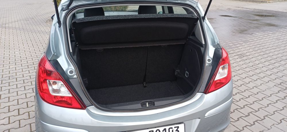 Opel Corsa 1.2 Benzyna 86km/Bogatsza Opcja/ Ładny Stan!