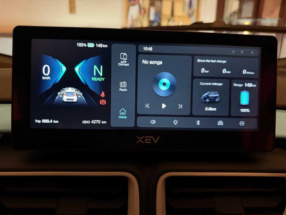 Carro Xev Yo Yo 2026 matrícula abril com 2 anos de garantia