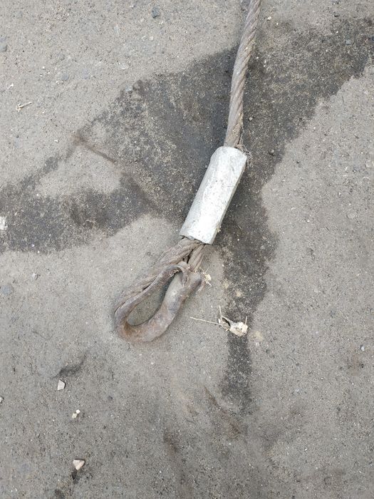 Трос с крюком стальной