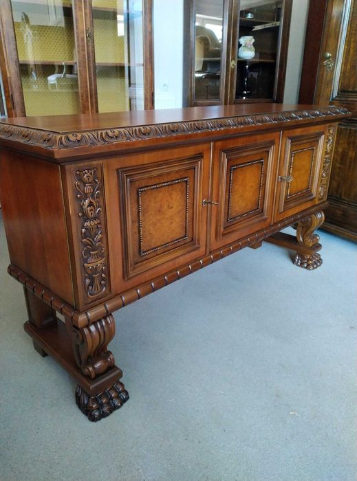 Stylowa komoda Schlingmann lwie łapy