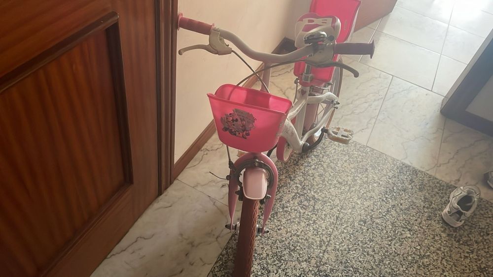 Bicicleta de menina